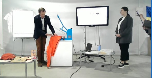 Детальніше про статтю ЗАНЯТТЯ З ФАХІВЦЯМИ-ПРАКТИКАМИ ДЛЯ АСПІРАНТІВ ОСВІТНЬО-НАУКОВОЇ ПРОГРАМИ ТЕХНОЛОГІЇ ЛЕГКОЇ ПРОМИСЛОВОСТІ